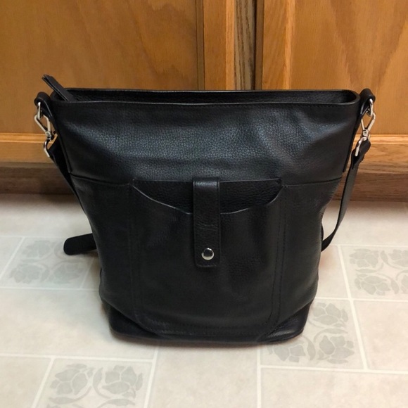 Tommy Bahama leather bucket bag - Picture 5 of 8
